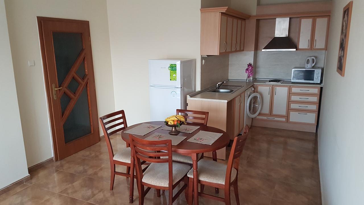 Tashevi Apartments Pomorie Exteriér fotografie